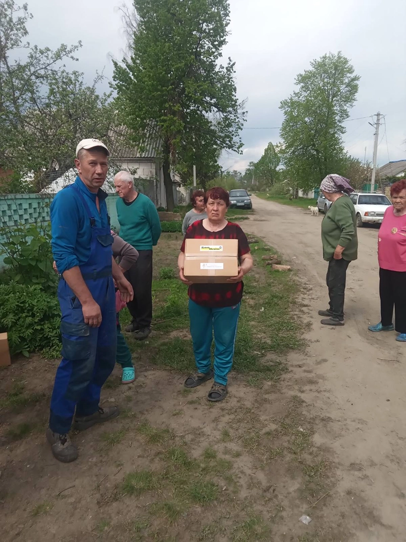 Humanitarian aid delivery to the Tishki suburbs of Kharkiv, Ukraine